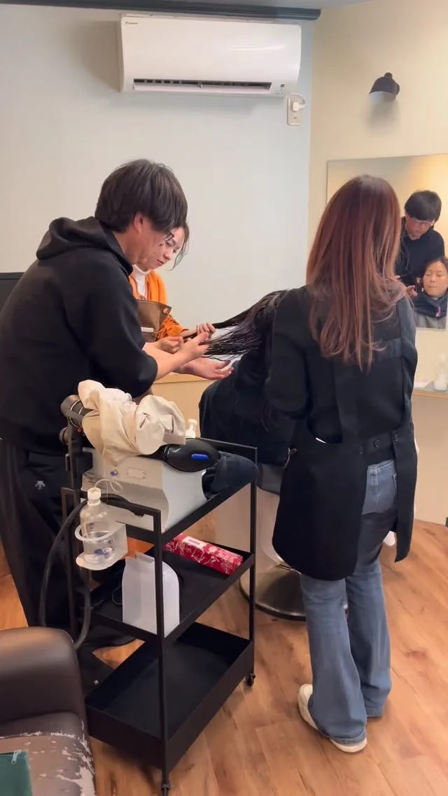 ✔︎人間関係が苦手
✔︎技術に不安がある
✔︎自分らしく働きたい
✔︎変わりたい
✔︎どう働きたいかわからない　　etc...

悩みも十人十色ですよね🌀

LINE登録にて
詳しく相談できます✨✨

@fumiyukiss 

まずは春前に動き出しましょう❤️‍🔥🙌
@sotoha_recruit